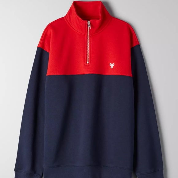 TNA Warm-Up Sweater - Picture 3 of 3